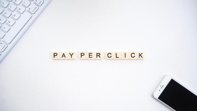 Bien choisir sa stratégie d'enchères sur Google Ads